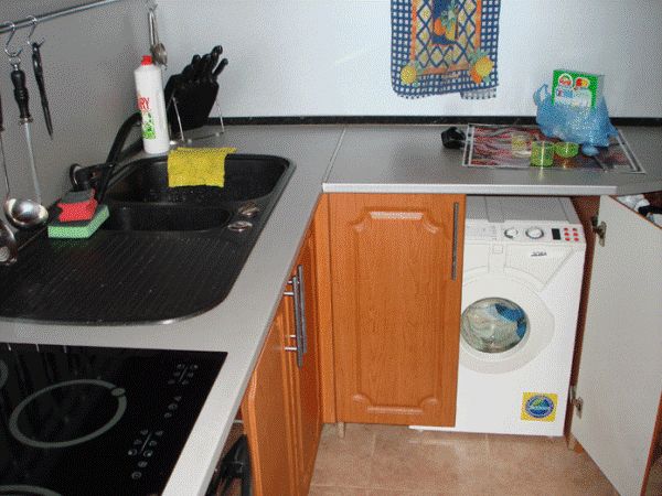 установка стиральной машинки в кухне