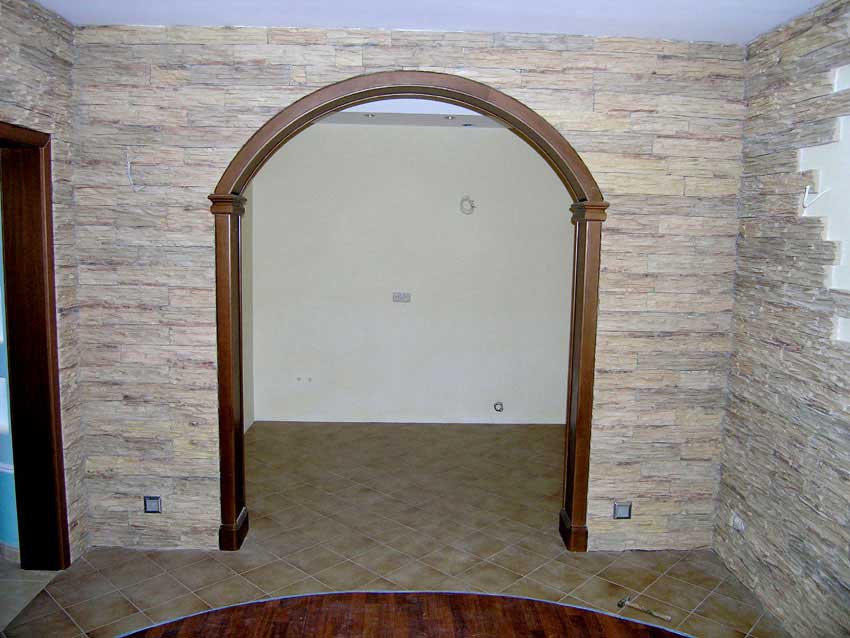 Минусы оформления дверного проема в виде арки