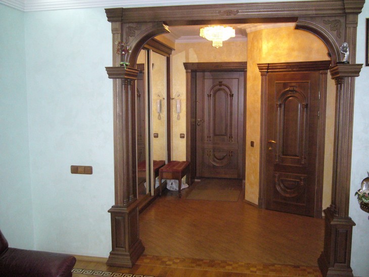 Дверной проём в виде арки, оформление дверного проёма