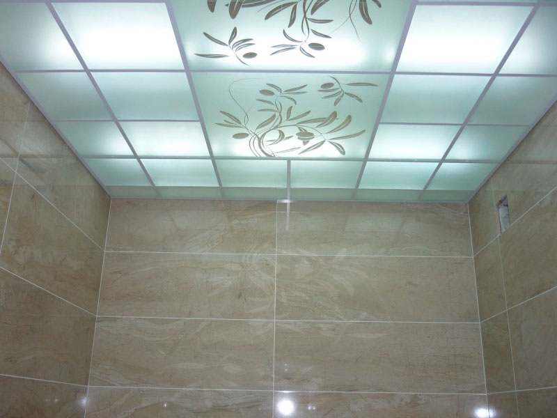 Подвесной потолок в ванной комнате