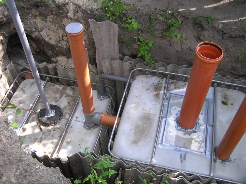kanalizatsiya-iz-evrokubov